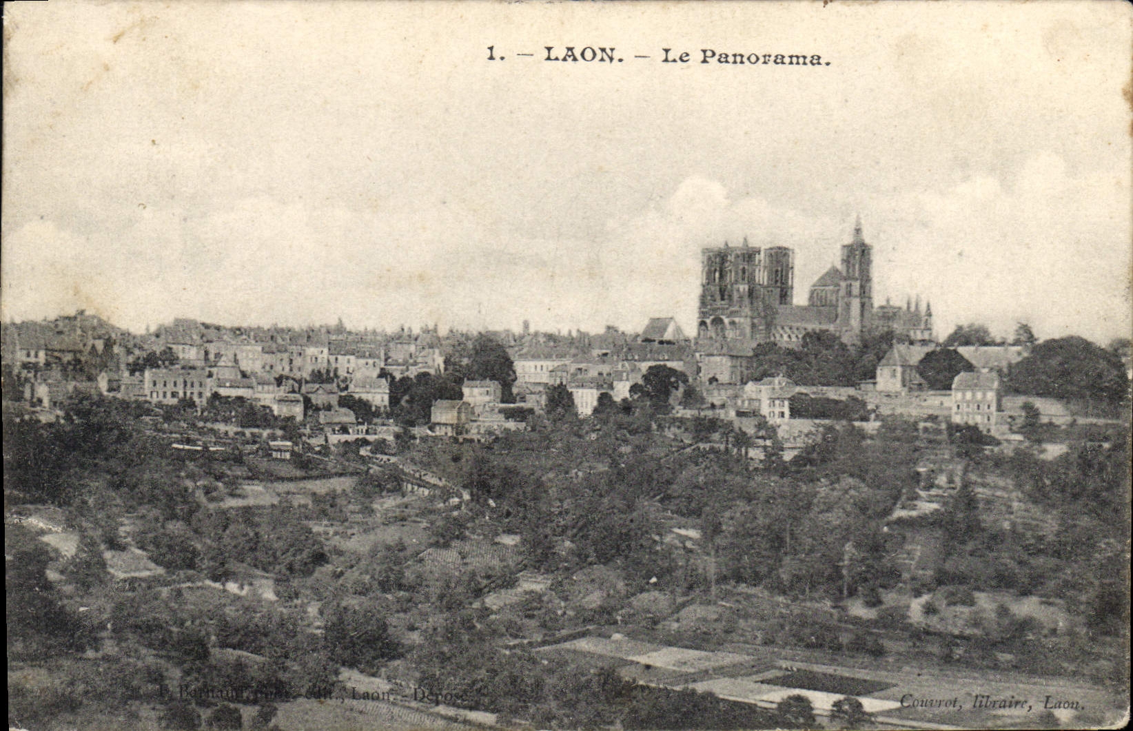 CPA Laon Le Panorama
