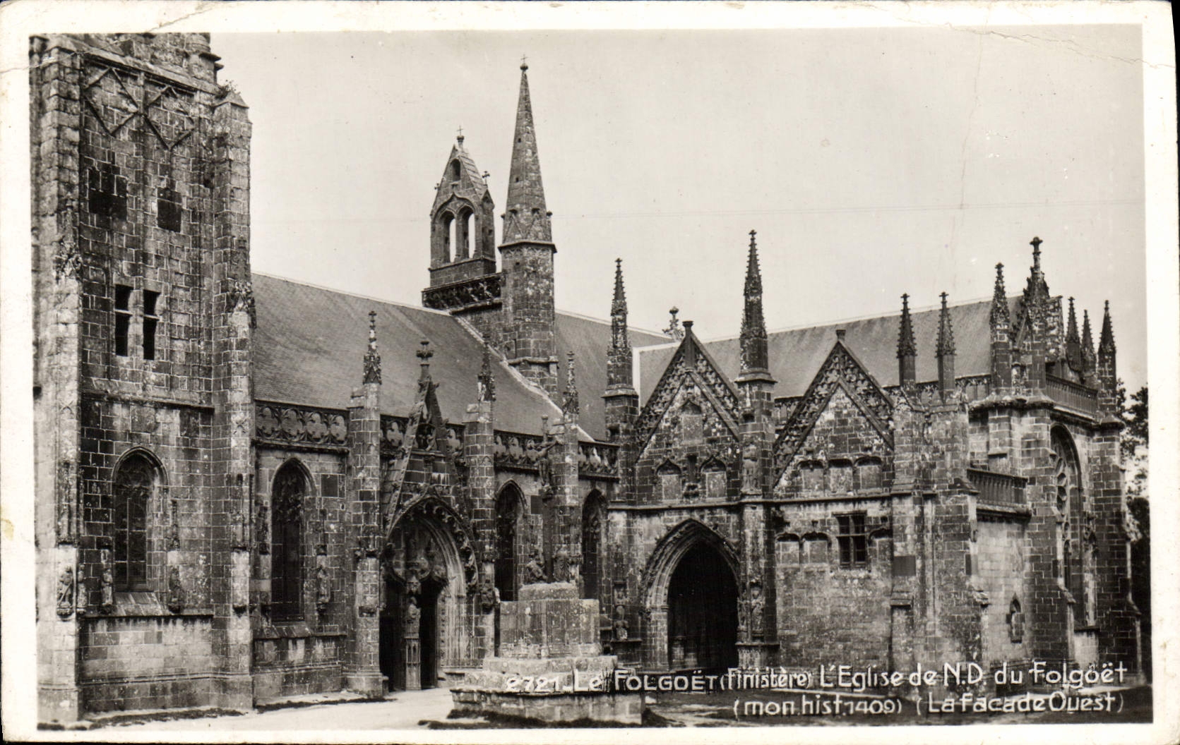 CPA Folgoet (finistere) L'Eglise de N D du Folgoet (mon histoire) La Facade Ouest