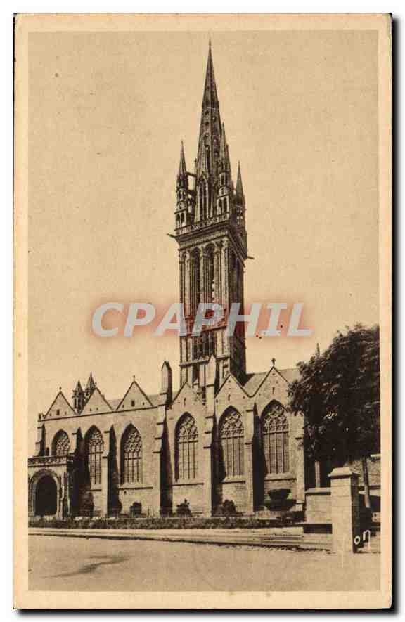 CPA St Pol de Leon (Finistere) Chapelle du Creisker et son clocher (XVe s) haut de 77 m