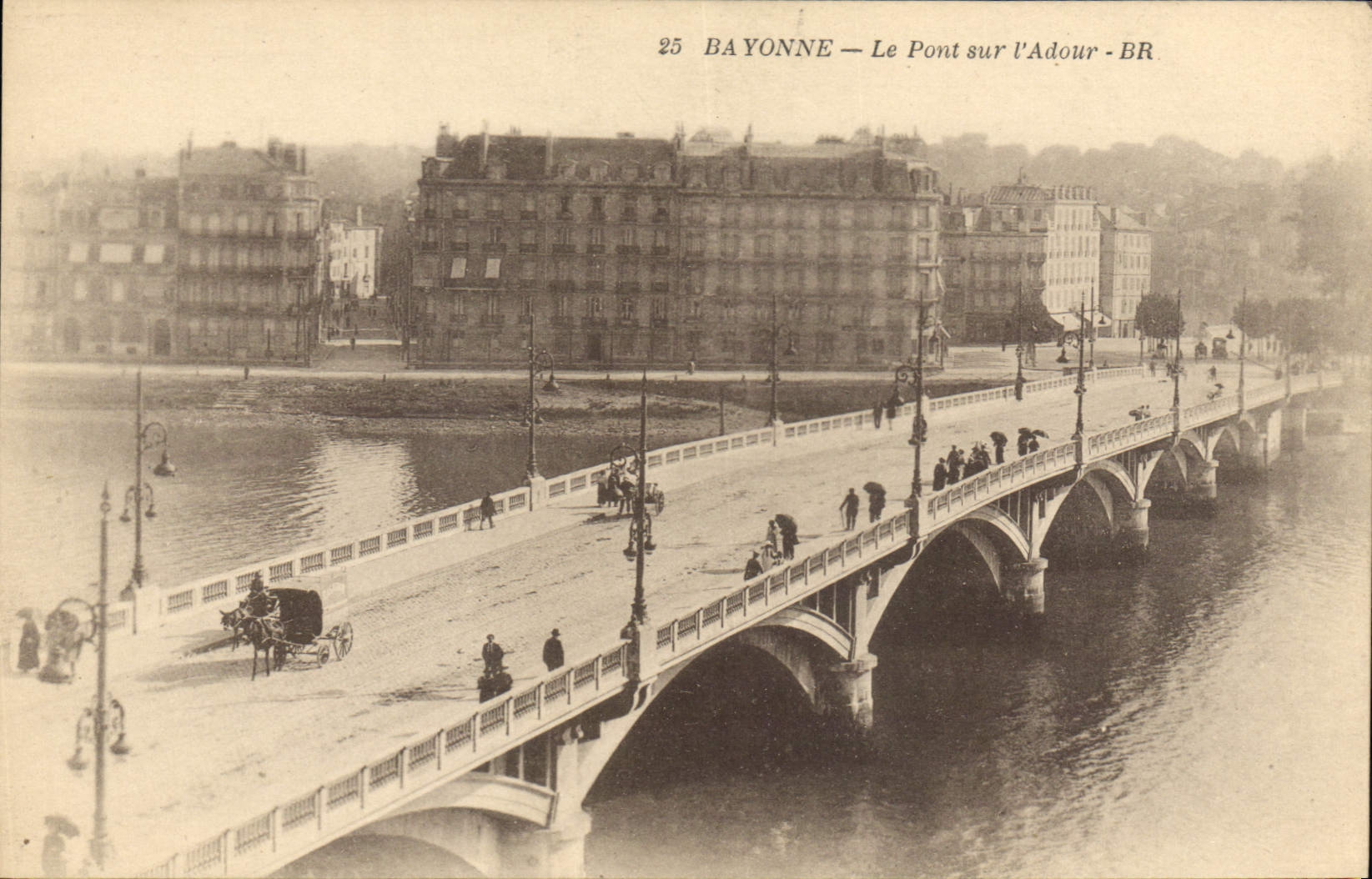 CPA Bayonne Le Pont sur L'Adour