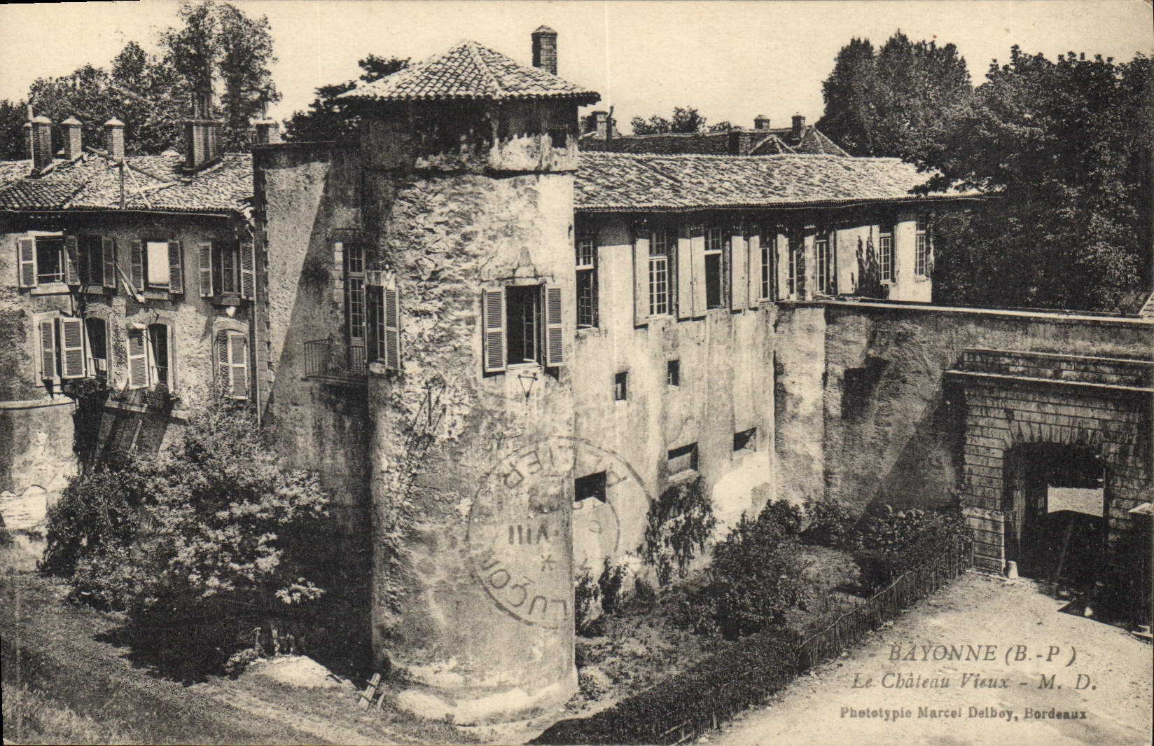 CPA Bayonne (B P) Le Chateau Vieux