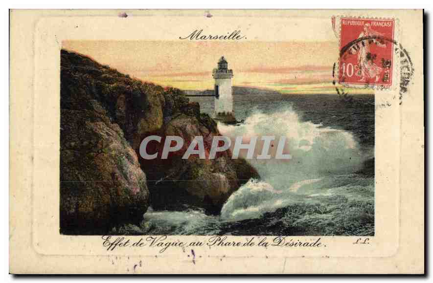 CPA Marseille Effet de Vague au Phare de la Desirade
