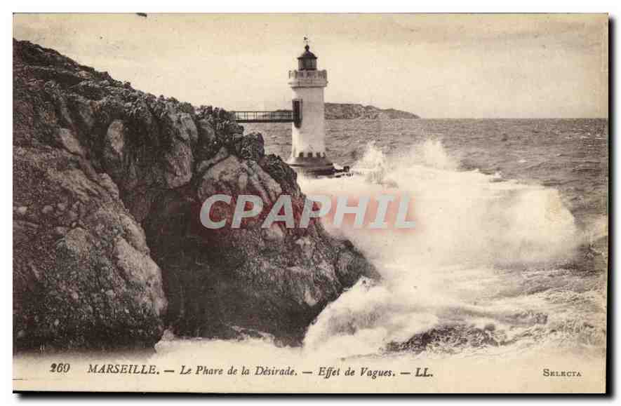 CPA Marseille Le Phare de la Desirade