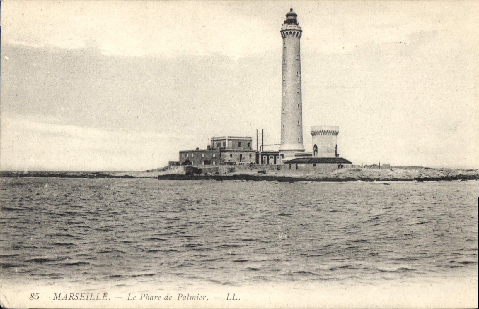 CPA Marseille Le Phare de Palmier