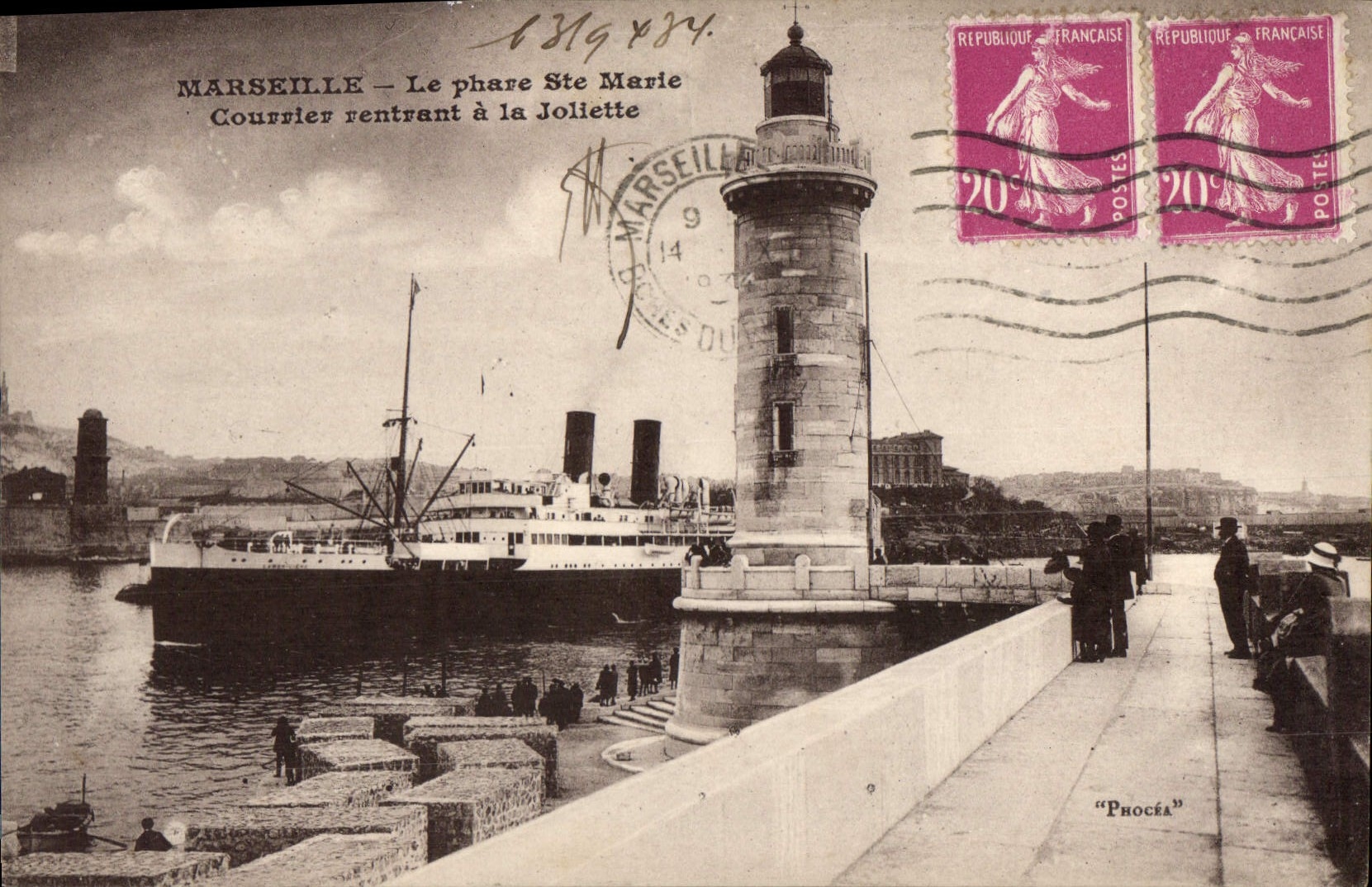 CPA Marseille Le Phare Ste Marie Courrier rentrant a la Joliette