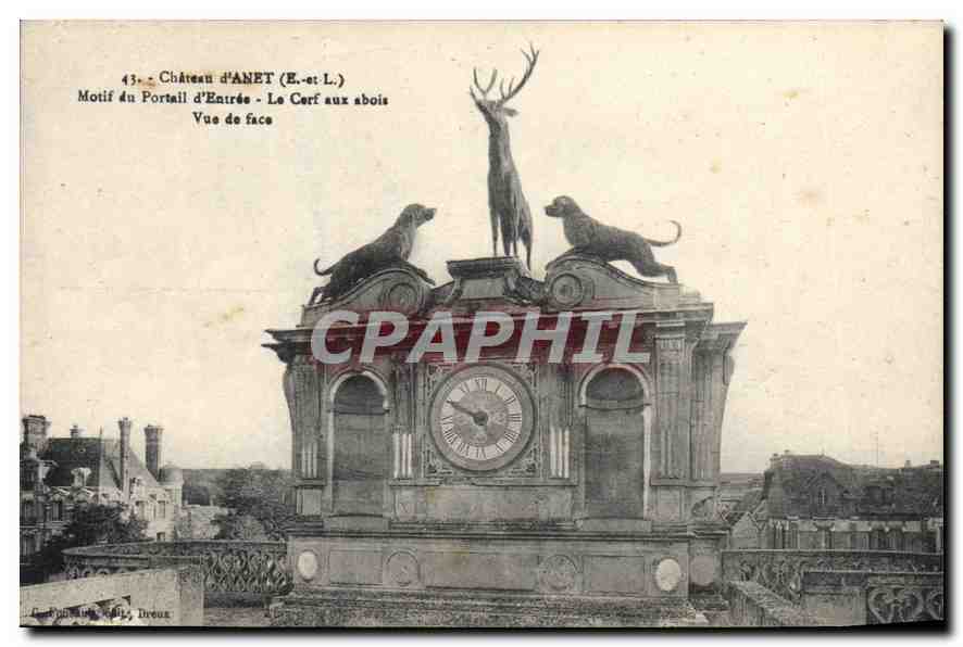 CPA Chateau d'Anet (E et L) Motif du Portail d'Entree Le cerf aux abois Vue de face