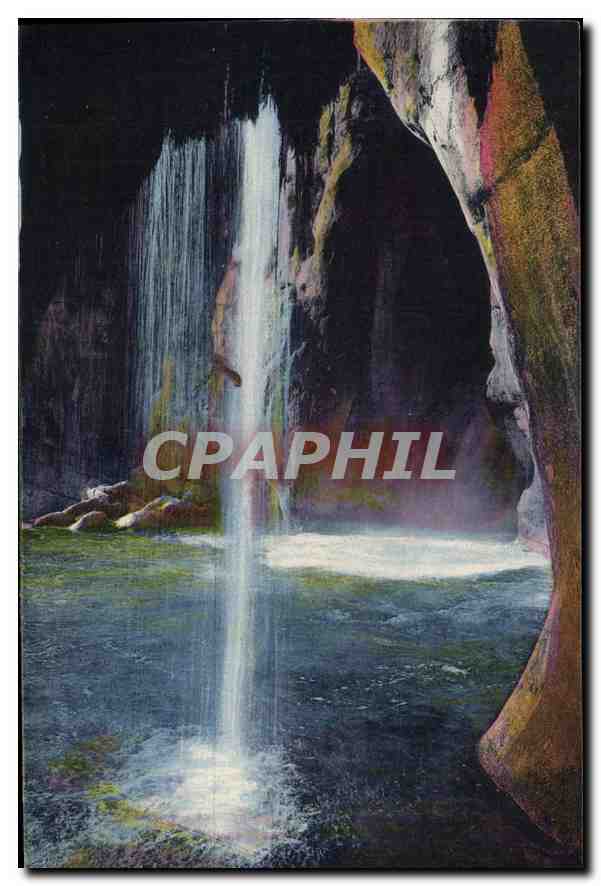 CPA Les Gorges du Loup (A M) Vue prise sous la Caverne
