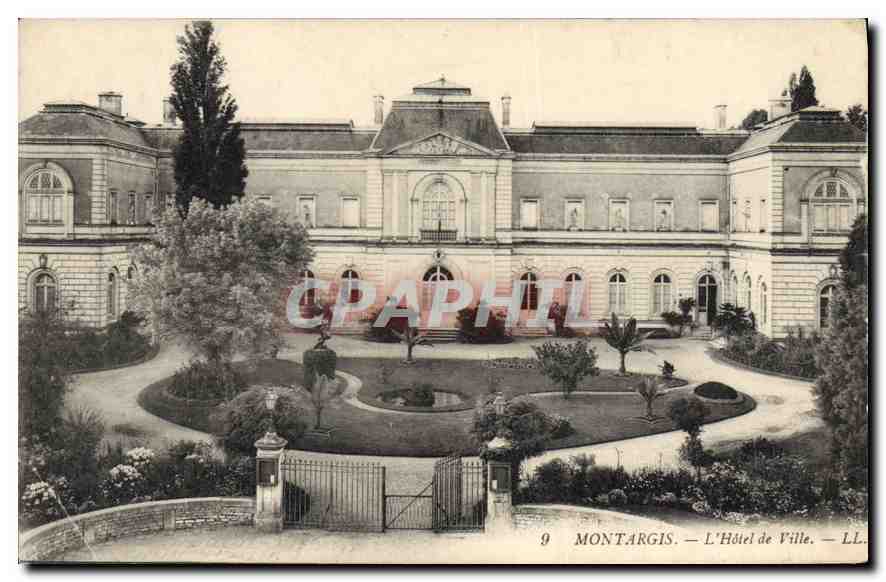 CPA Montargis L'Hotel de Ville