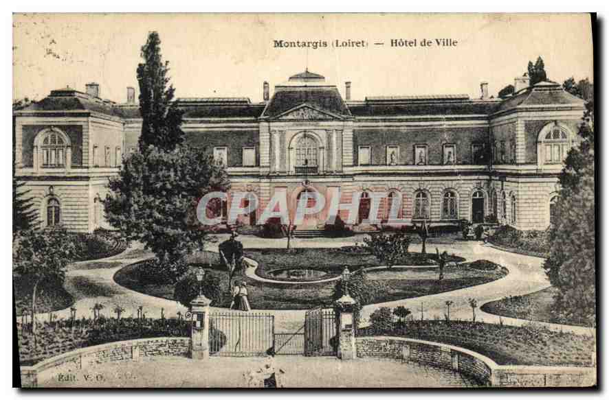 CPA Montargis (Loiret) Hotel de Ville