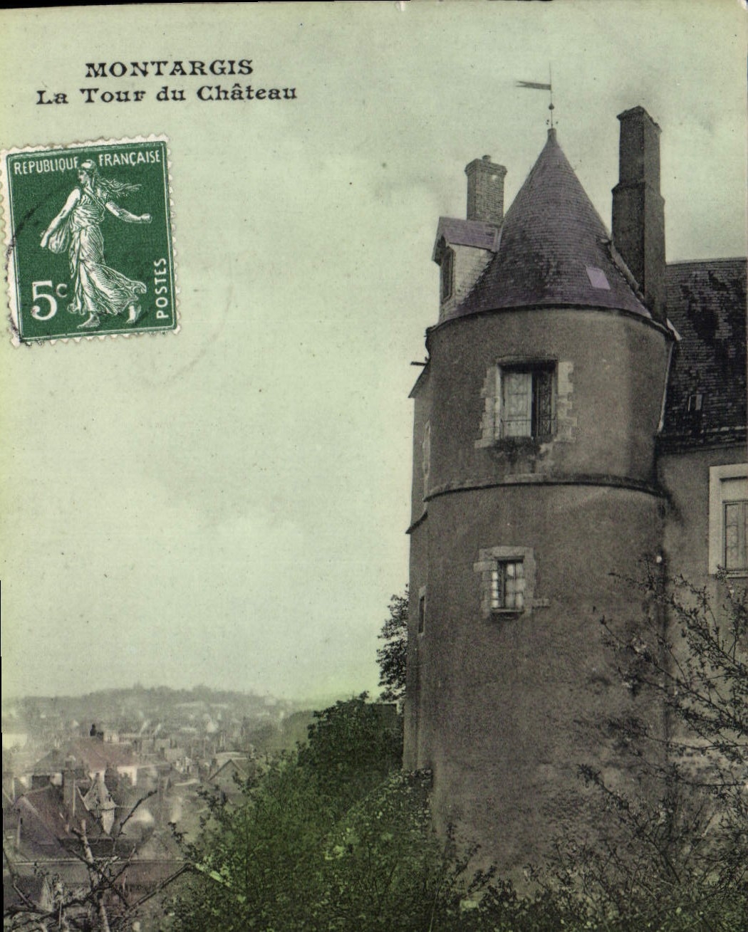 CPA Montargis La Tour du Chateau