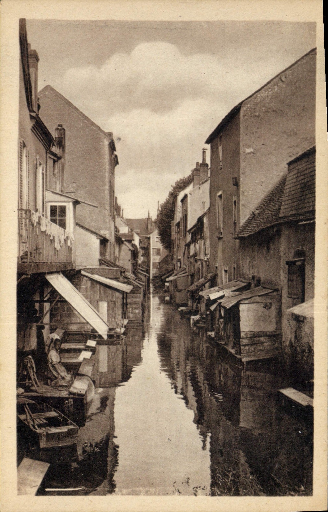 CPA Montargis Maison sur l'Eau