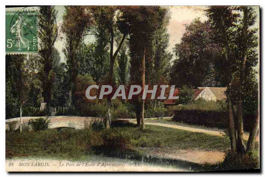 CPA Montargis Le Parc de l'Ecole d'Agriculture