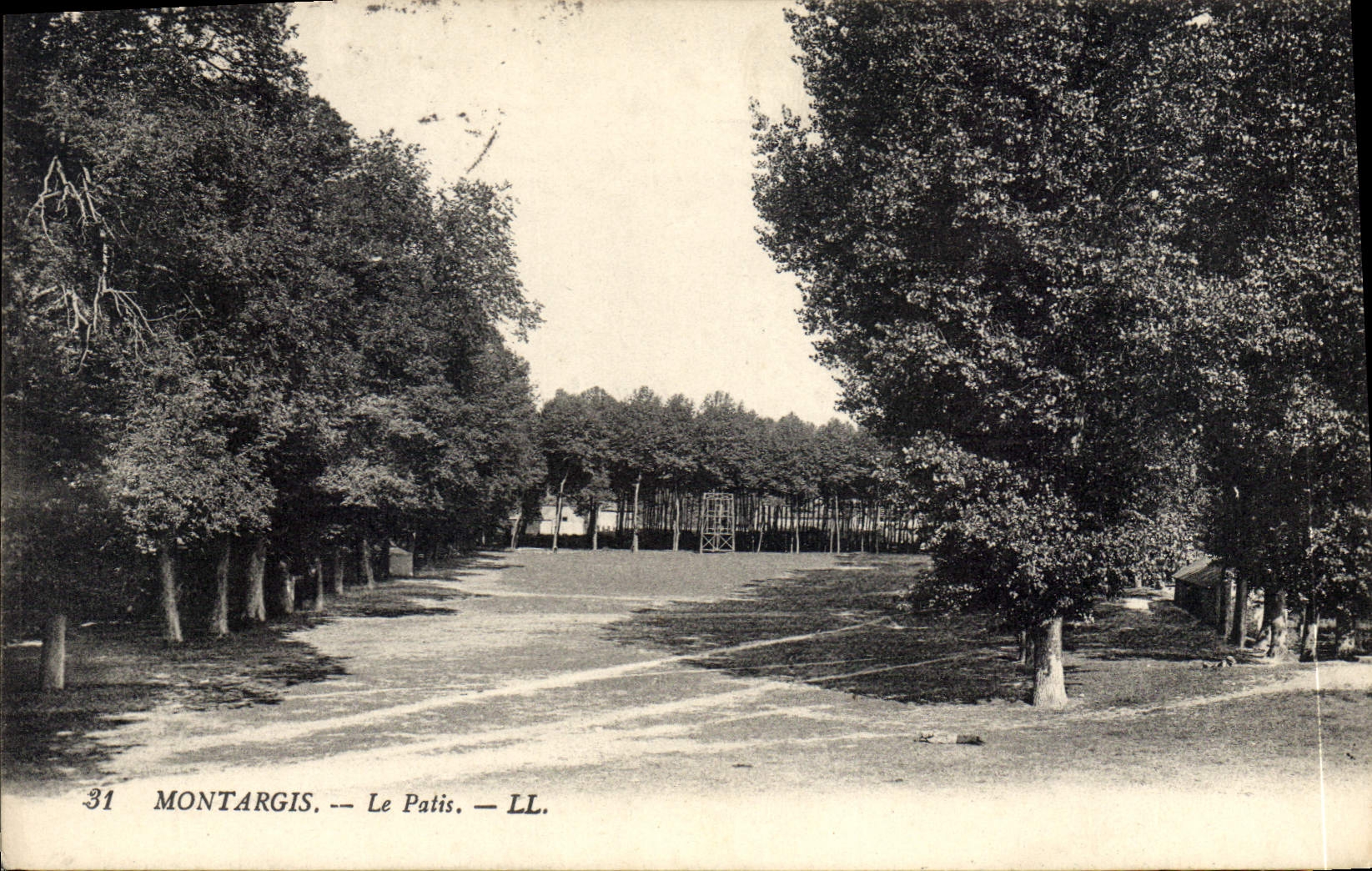 CPA Montargis Le Patis