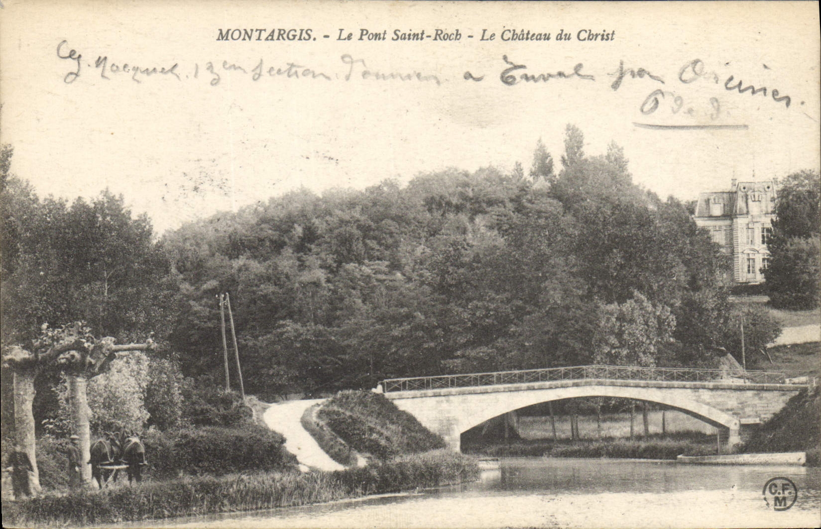 CPA Montargis Le Pont Saint Roch Le Chateau du Christ