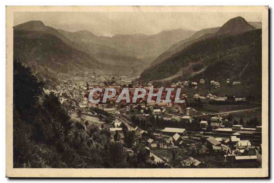 CPA Le Mont Dore P de D La Ville et la Vallee de la Dordogne 