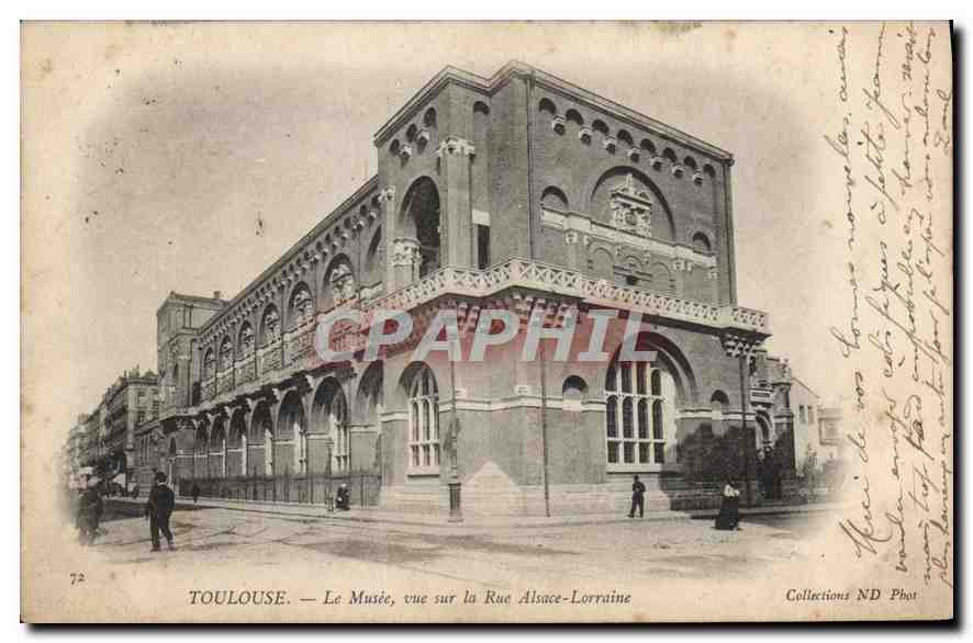 CPA Toulouse Le Musee vue sur la Rue Alsace Lorraine 