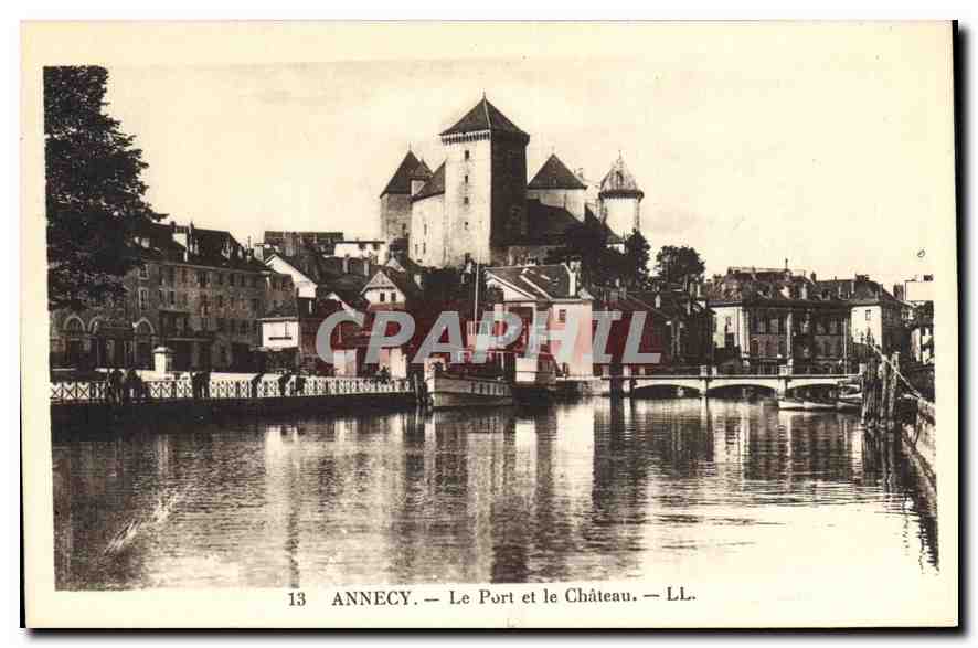 CPA Annecy Le Port et le Chateau 