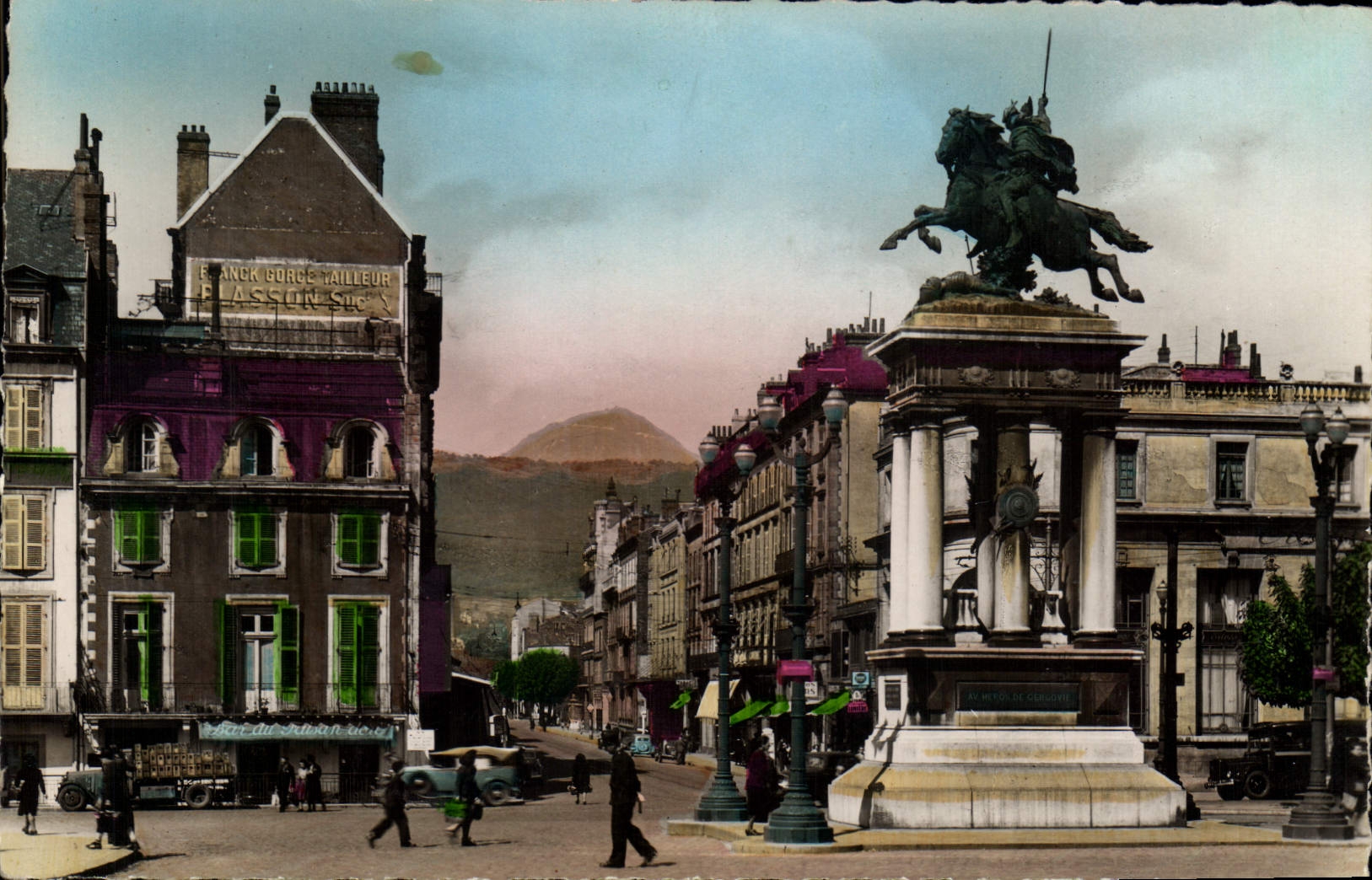 Statue de Vercingétorix à Clermont-Ferrand — Éditeur O.P. - Imprimerie de France, n°6