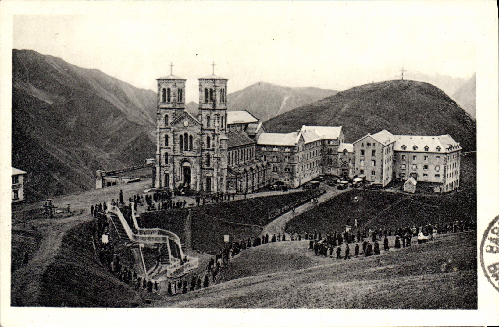 Sanctuaire de La Salette — Aspres-les-Corps — Éditeur : Les Arts Photomécaniques