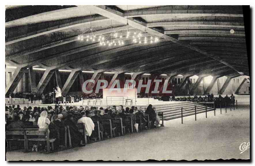 CPA Lourdes la Basilique Saint Pie X interieur de l'Eglise souterraine achevee en 1958 Arch Pierre V