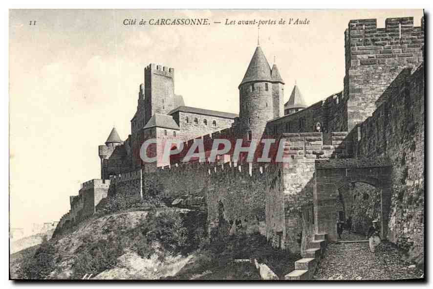 CPA Cite de Carcassonne les avant portes de l'Aude 