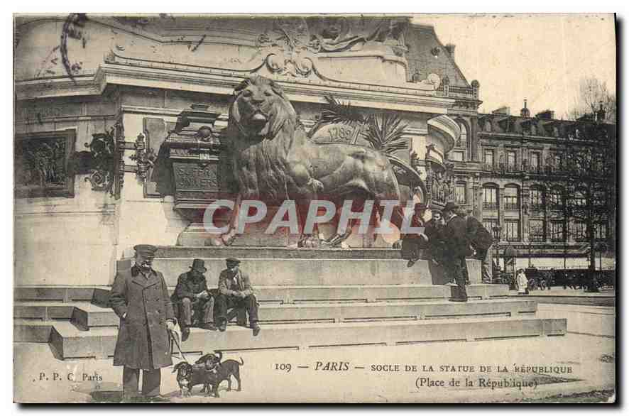 Paris — Socle de la Statue de la République (Place de la République) — P. P. C. Paris n°109