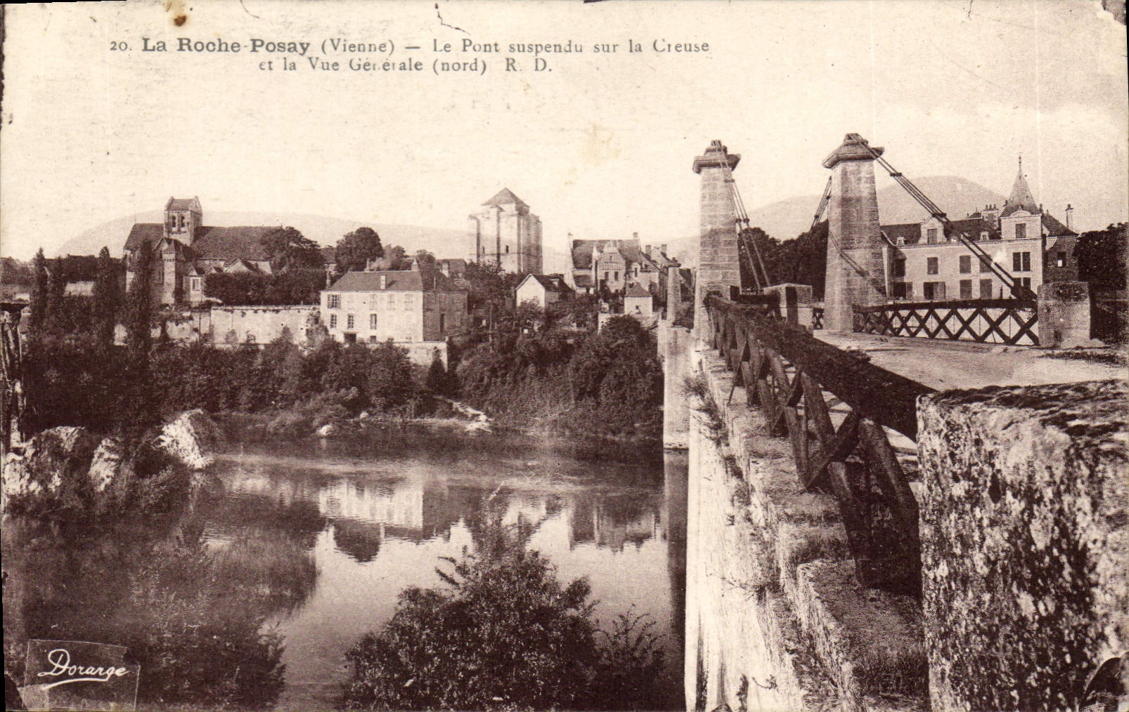 La Roche-Posay (Vienne) — Der Hängebrücke über die Creuse und die allgemeine Ansicht (Nord) — Dorange