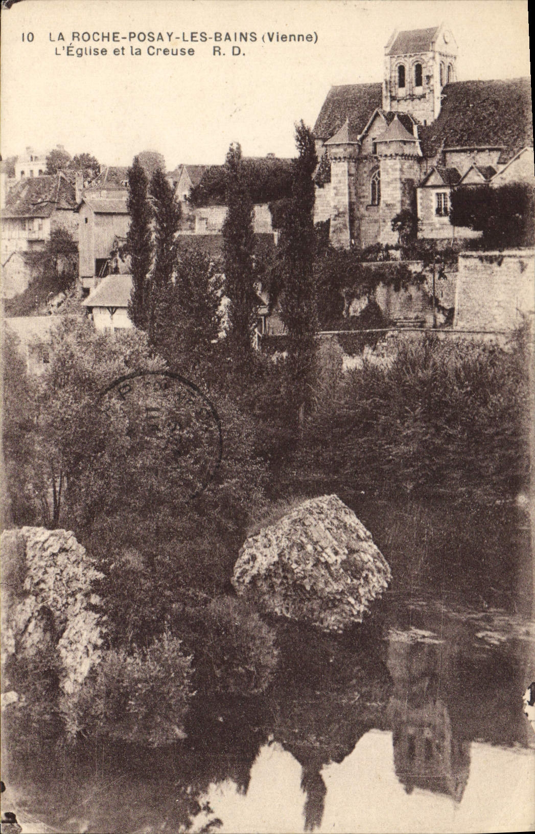 La Roche-Posay-les-Bains (Vienne) — L'Église et la Creuse — R. D.