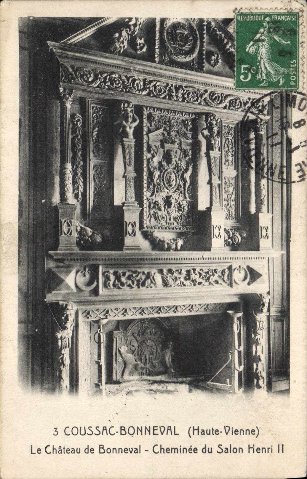 CPA Coussac Bonneval Hte Vienne Le Chateau de Bonneval Cheminee du Salon Henri II 