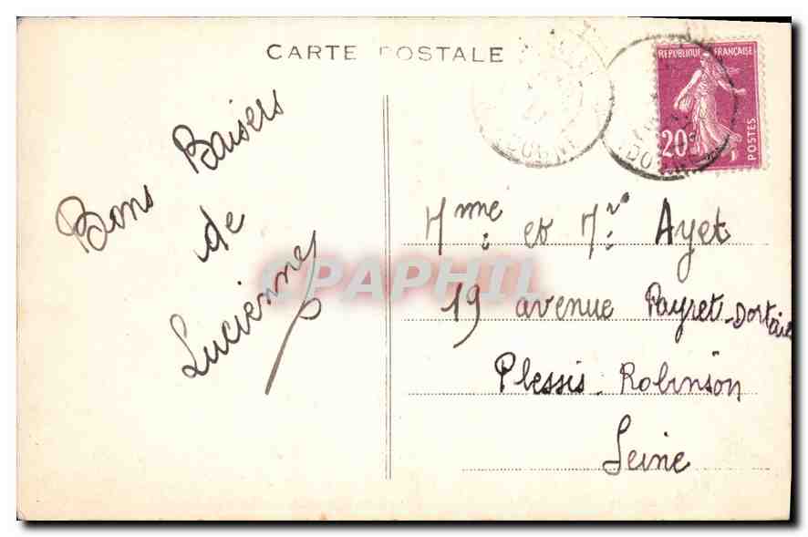 Château ROCHER — Confins de la Dordogne et de la Haute-Vienne — façade Sud — Verso