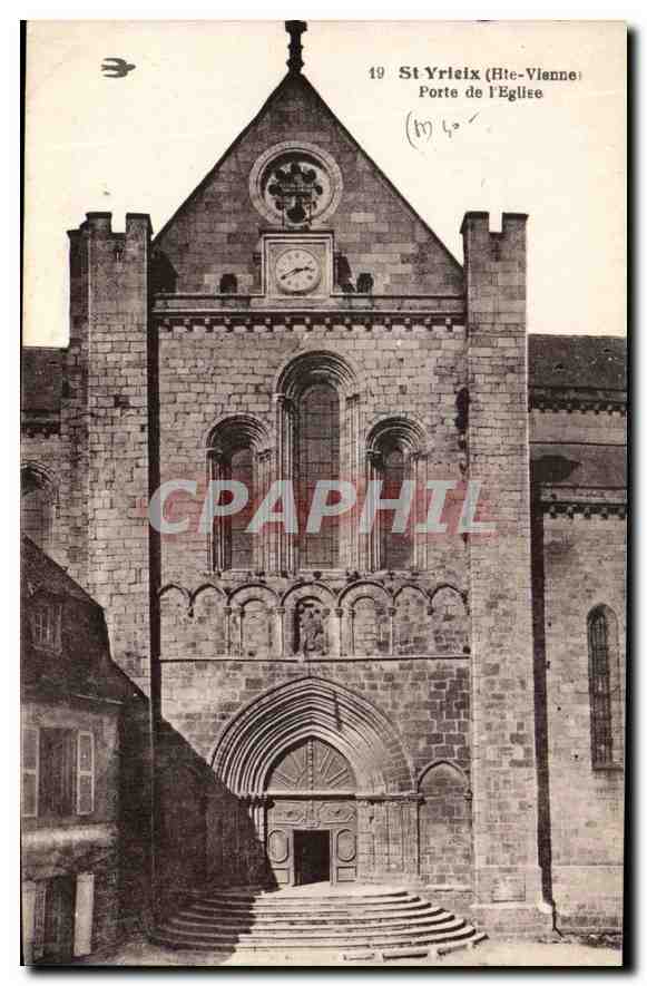 CPA St Yrieix Hte Vienne Porte de l'Eglise 