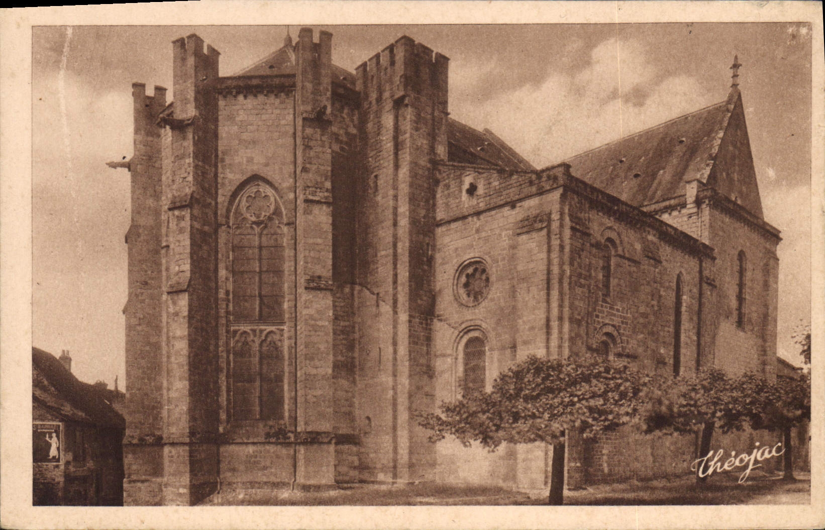 CPA St Yrieix Hte Vienne Chevet de l'Eglise 