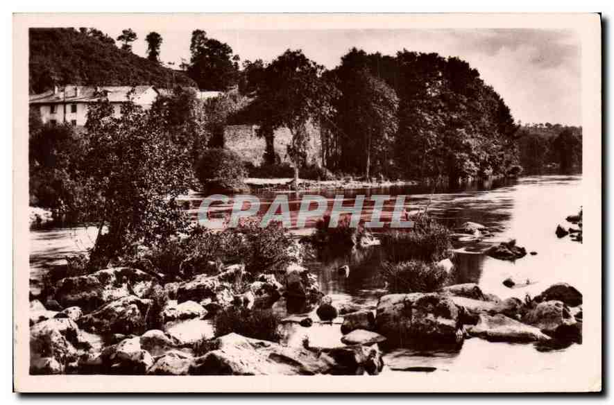 CPA Env de Limoges Les bords de la Vienne 