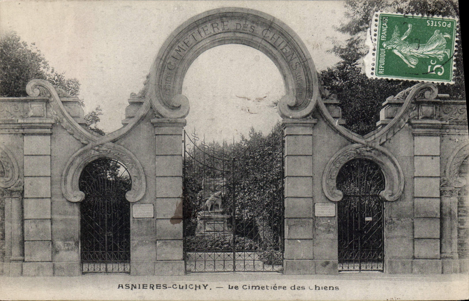 CPA Asnieres Clichy Le Cimetiere des Chiens 