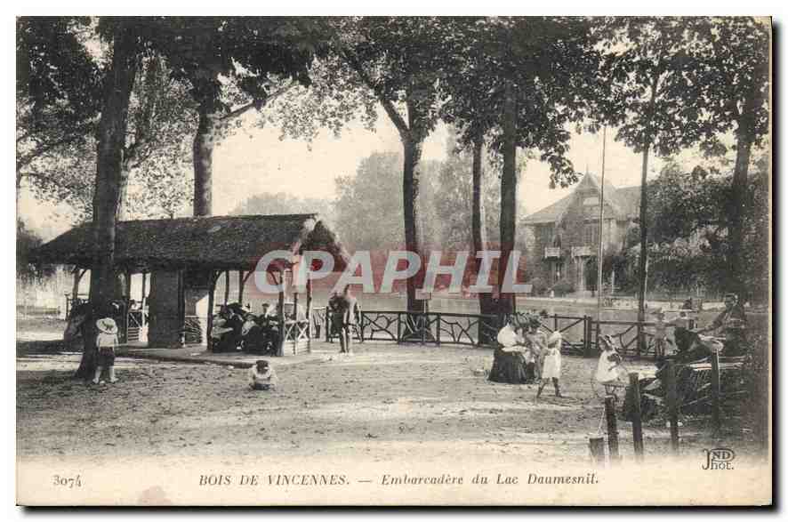 Bois de Vincennes — Embarcadère du Lac Daumesnil — JND Phot.