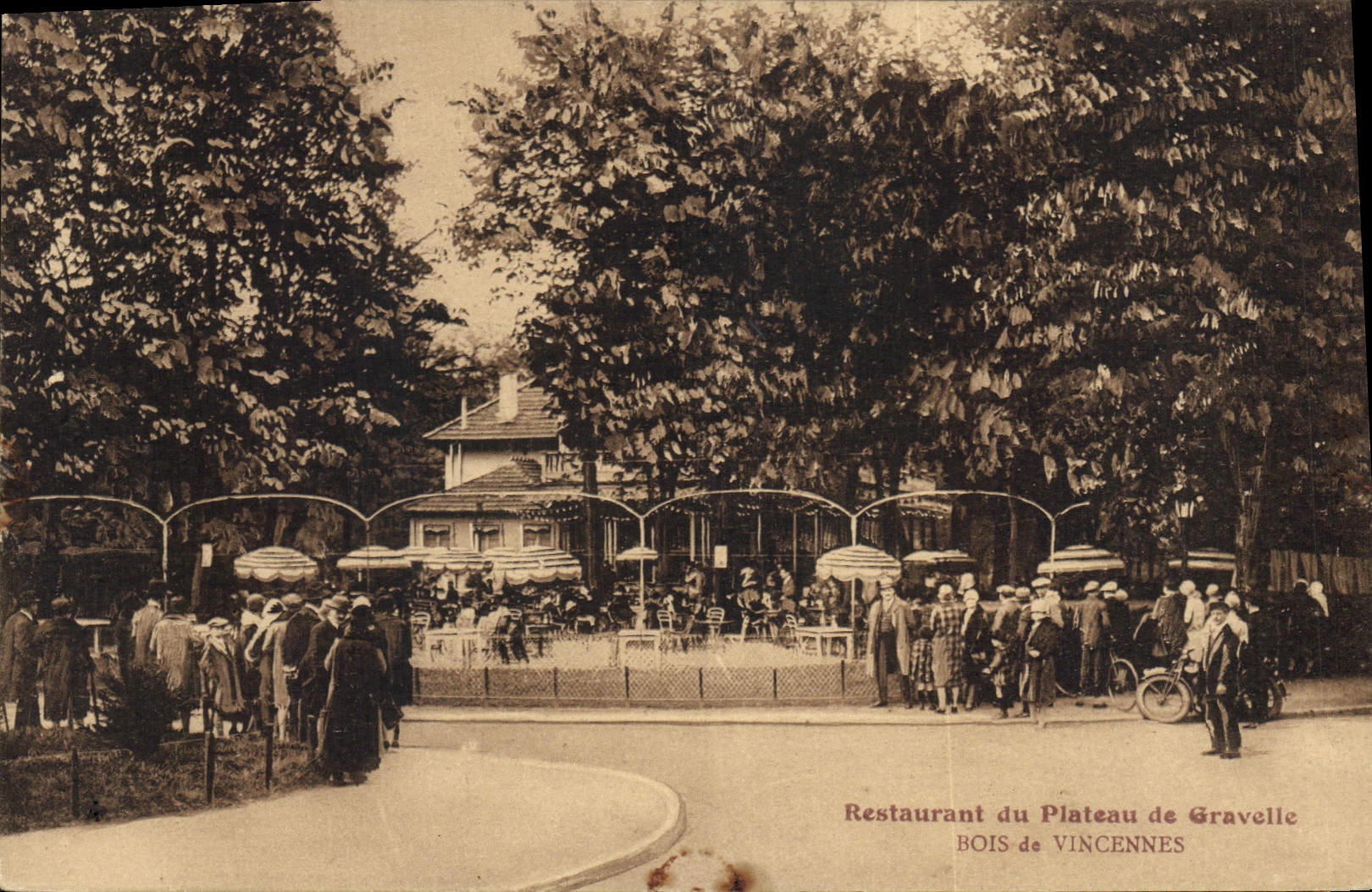 Restaurant du Plateau de Gravelle — Bois de Vincennes — Éditeur : Restaurant du Plateau de Gravelle