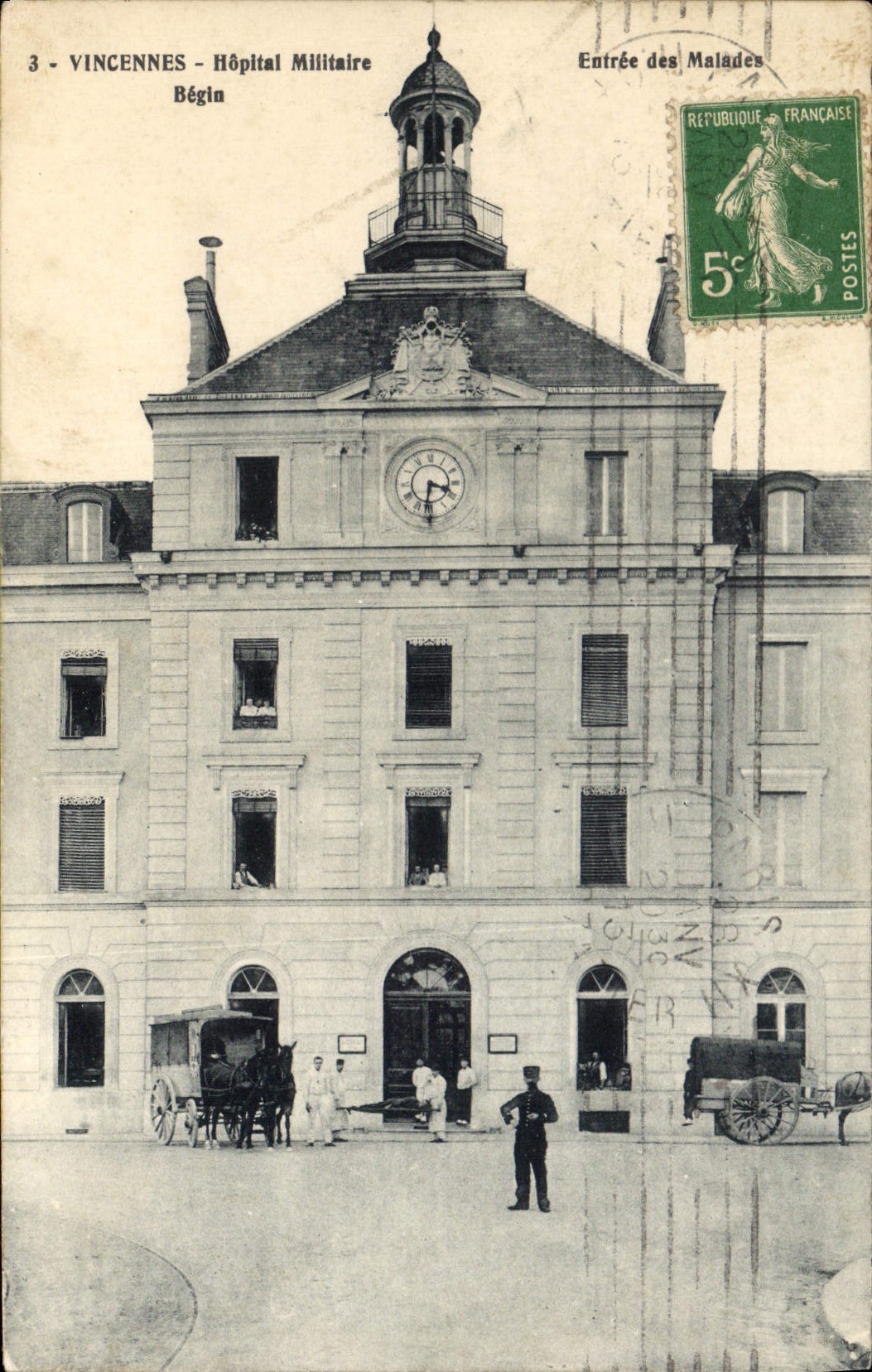 Vincennes - Militärkrankenhaus Bégin — Eingang der Patienten