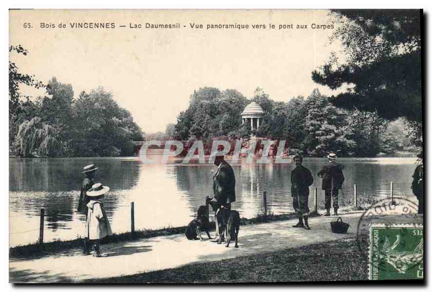 Bois de VINCENNES — Lac Daumesnil — Vue panoramique vers le pont aux Carpes