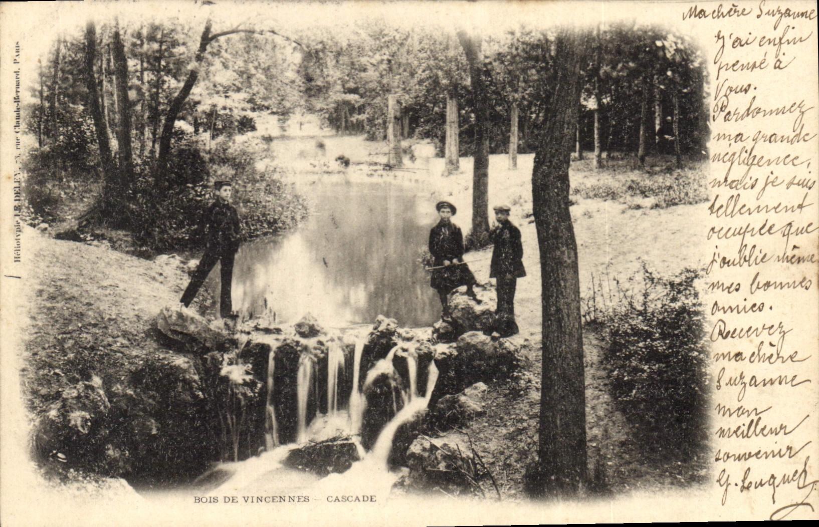 Bois de Vincennes — Cascade — Héliotypie L. Deley, Paris - Anverso