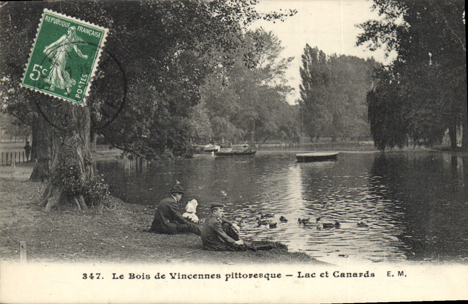 CPA Bois de Vincennes pittoresque Lac et Canards 