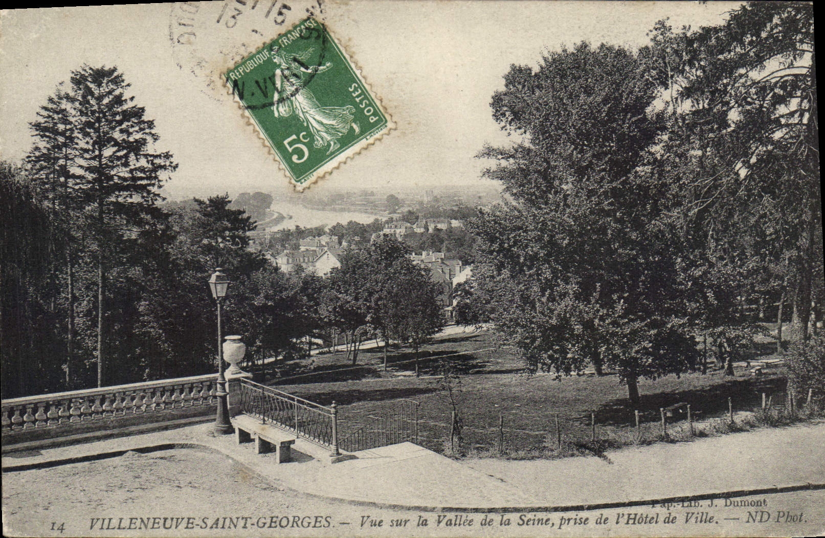 Villeneuve-Saint-Georges — Vue sur la Vallée de la Seine, prise de l'Hôtel de Ville — Pap. Lib. J. Dumont