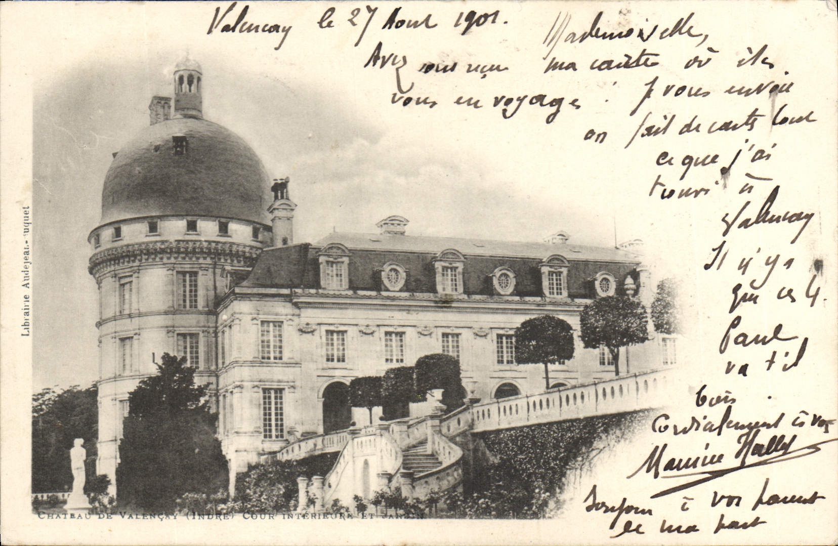 Château de Valençay (Indre) — Cour intérieure et jardin — Librairie Authezé - auquet