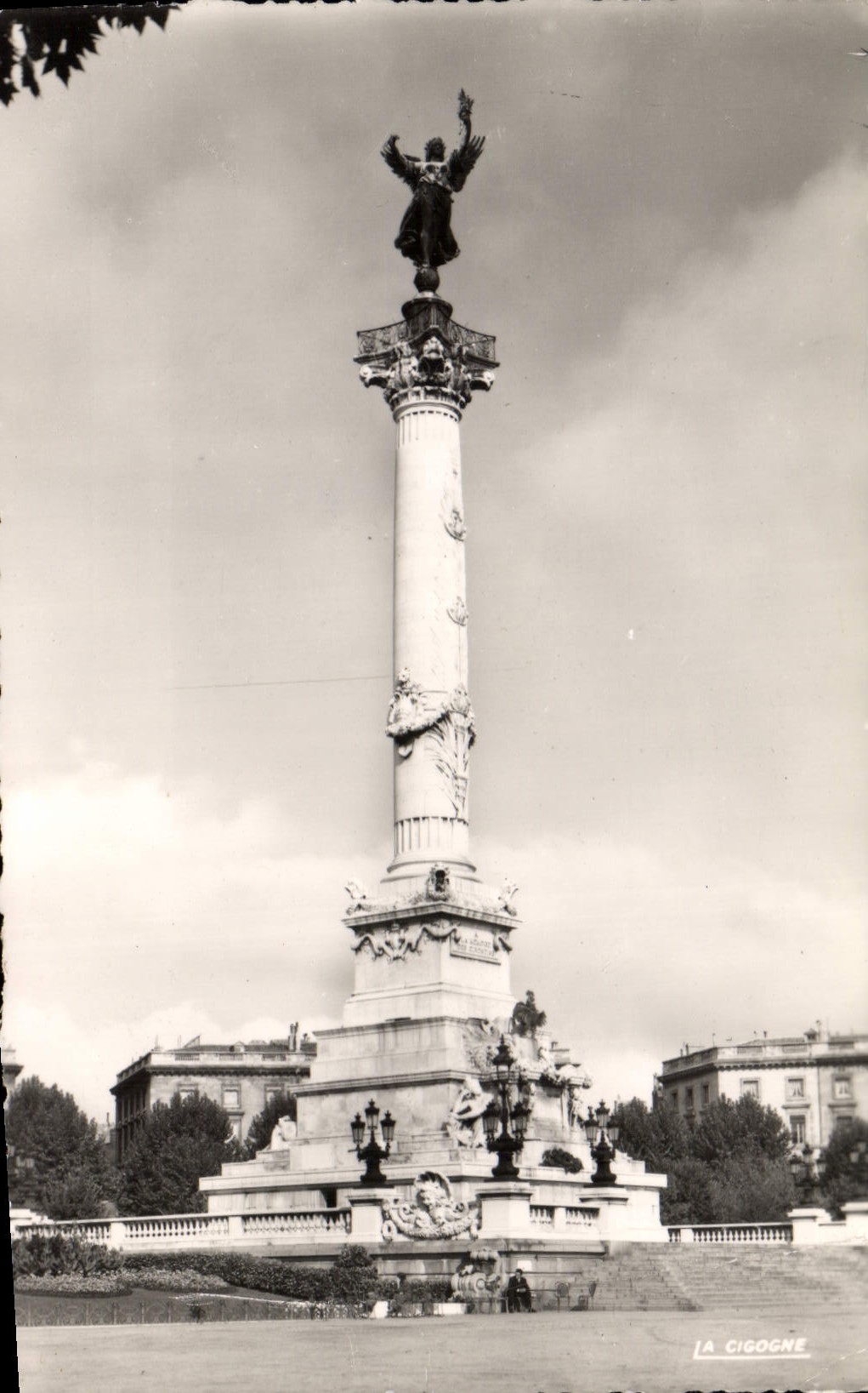 CPA Bordeaux Gironde Le Monument des Girondins 