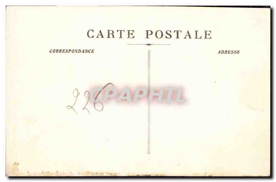 CPA Les Baux Chemin de ronde de la Tour dite Sarrasine et au fond ruines du vieux Chateau Pons le Je — Verso