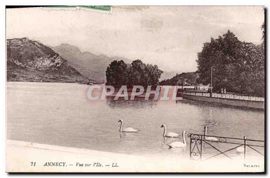 CPA Annecy Vue sur l'Ile 