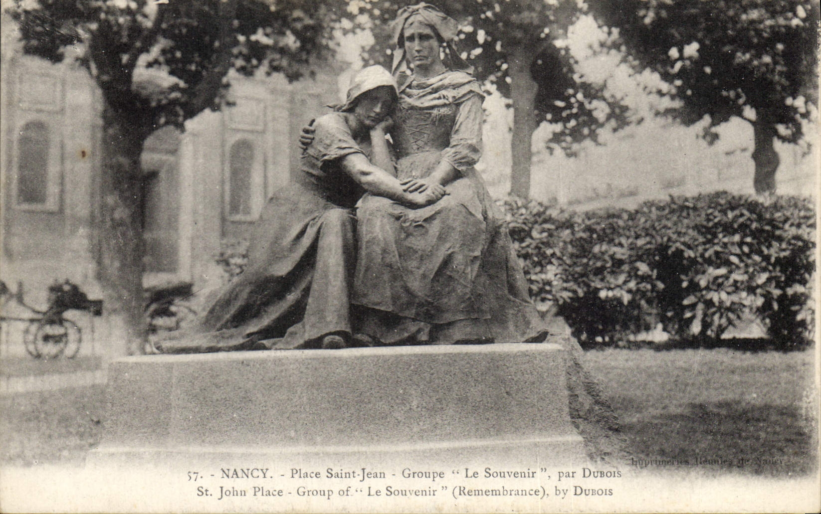 CPA Nancy Place Saint Jean Groupe Le Souvenir par Dubois 