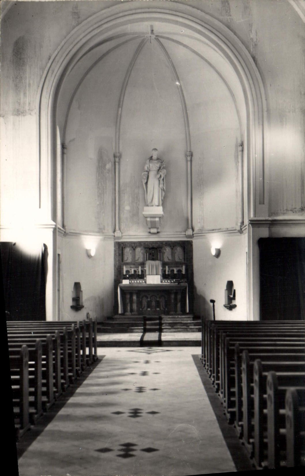 Interno della cappella — Boulogne-sur-Mer — Istituzione Haffreigues-Chanlaire
