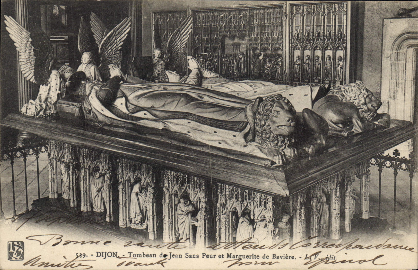 CPA Dijon Tombeau de Jean Sans Peur et Marguerite de Baviere 