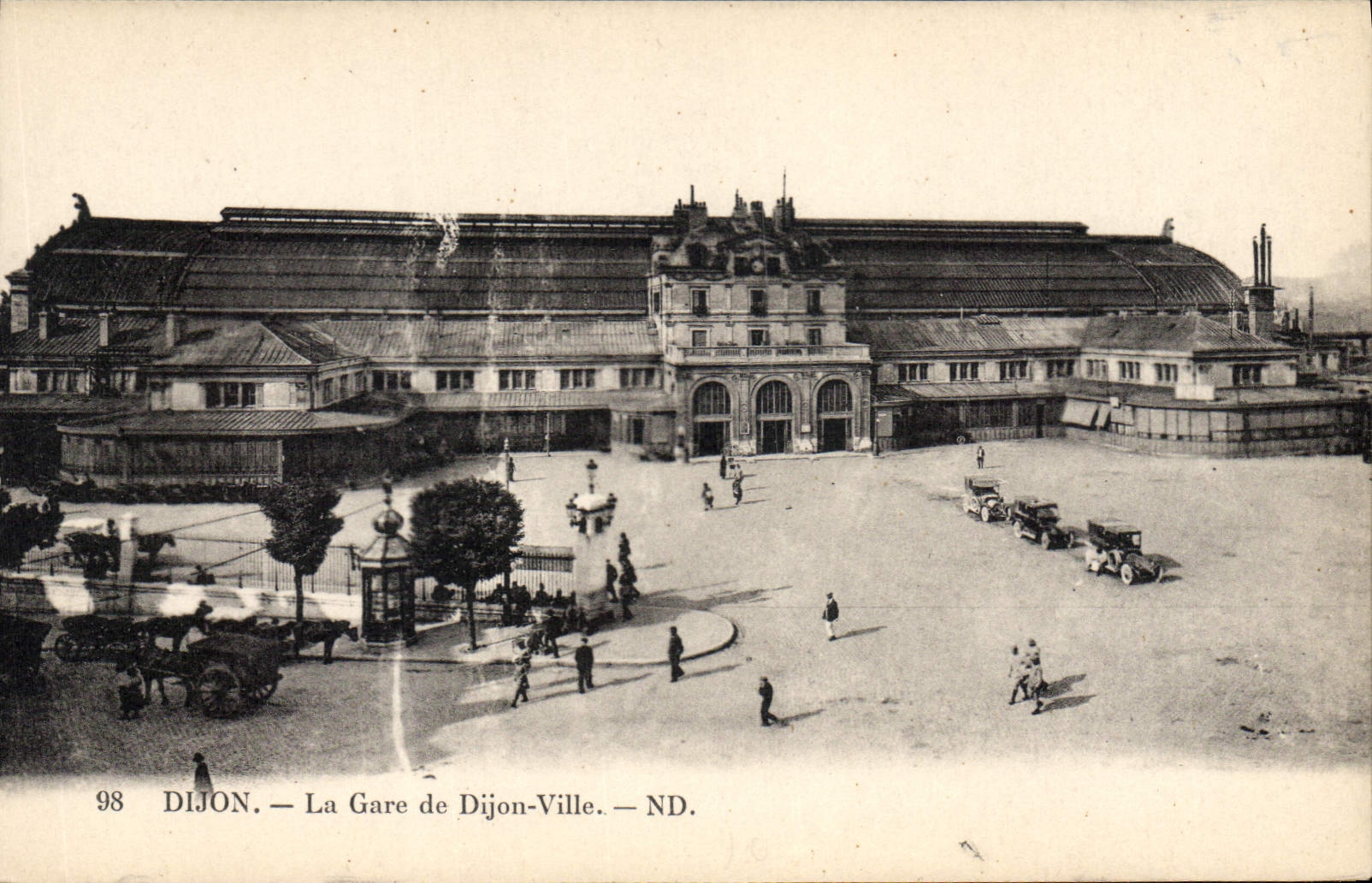 CPA Dijon la Gare de Dijon Ville 