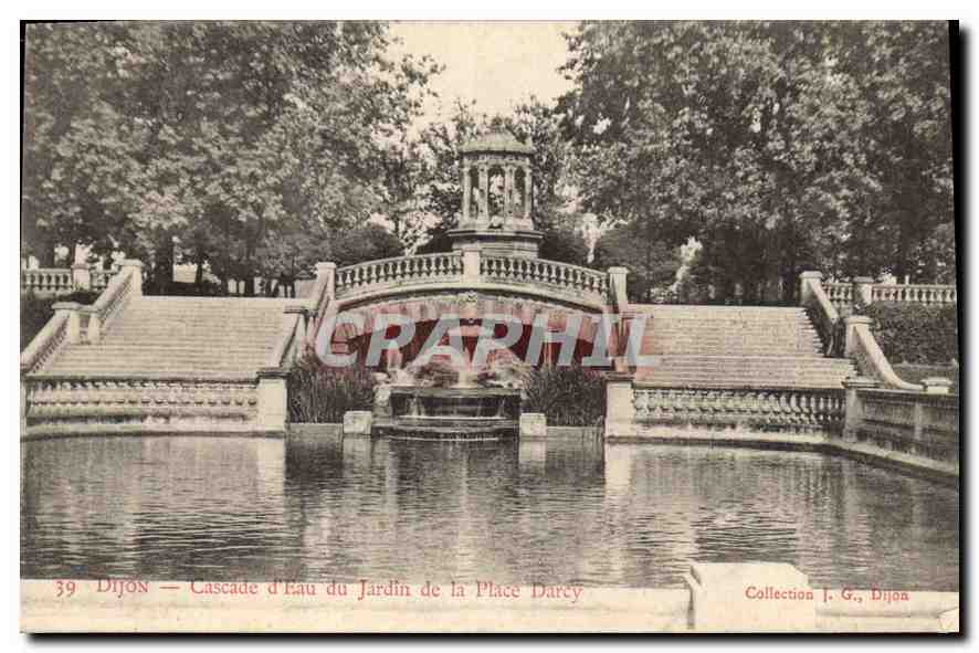 CPA Dijon Cascade d'Eau du jardin de la place Darcy 
